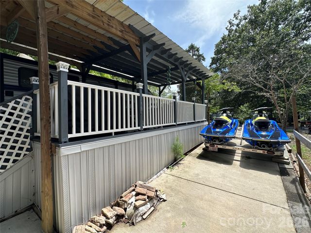 110 Pier Avenue, New London, NC 28127