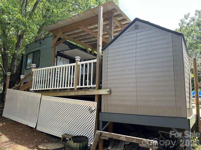 110 Pier Avenue, New London, NC 28127