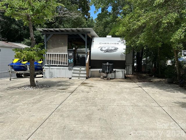 110 Pier Avenue, New London, NC 28127