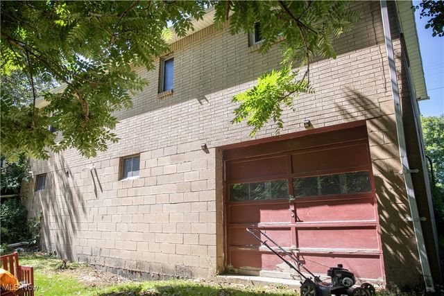 152 Phillips Street, Weirton, WV 26062