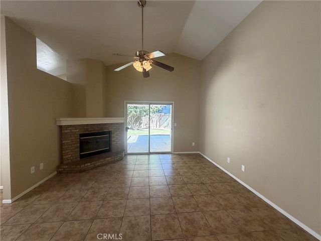 6504 Quaking Aspen, Bakersfield, CA 93313