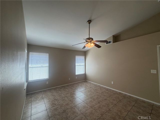 6504 Quaking Aspen, Bakersfield, CA 93313