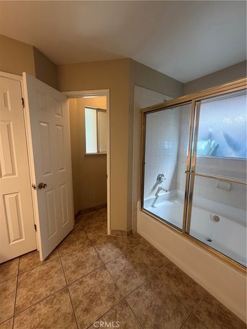 6504 Quaking Aspen, Bakersfield, CA 93313