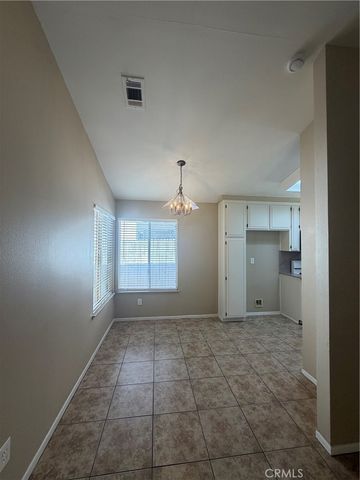 6504 Quaking Aspen, Bakersfield, CA 93313
