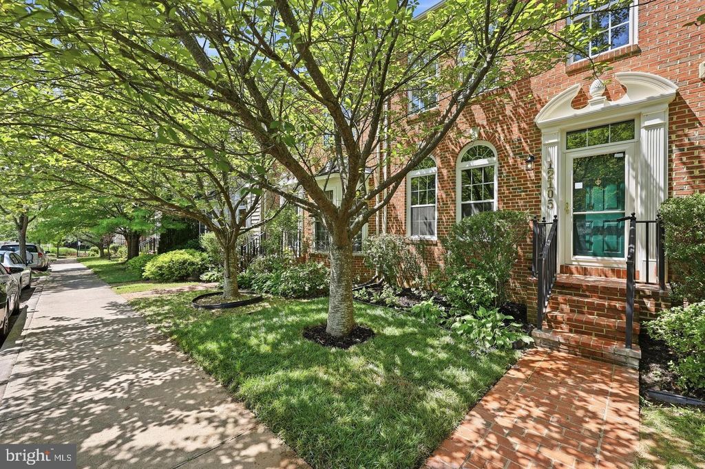 12105 POND PINE DR, Clarksburg, MD 20871
