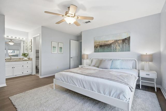 6486 Hart LN, Austin, TX 78731