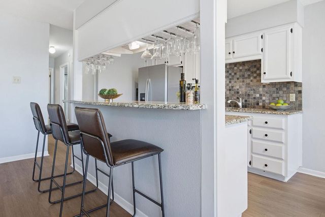 6486 Hart LN, Austin, TX 78731