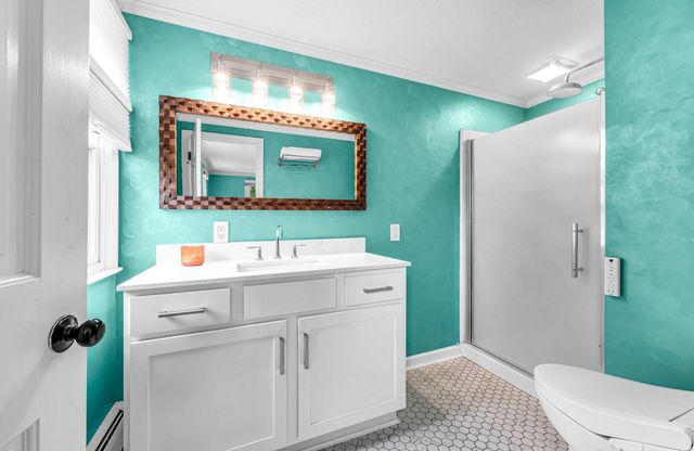 908 Frank Smith Rd, Longmeadow, MA 01106
