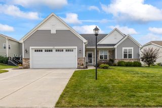 1088 Evergreen TRAIL, Oconomowoc, WI 53066