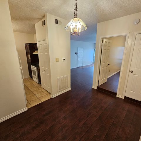 9254 Forest Lane 407, Dallas, TX 75243