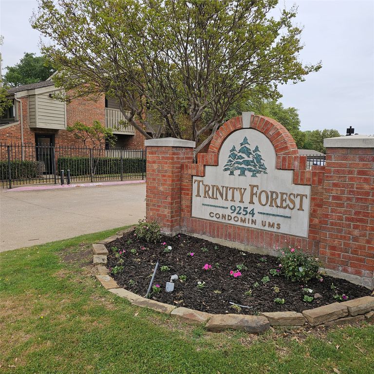 9254 Forest Lane 407, Dallas, TX 75243