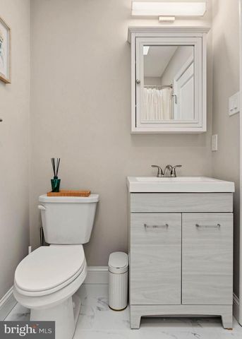 738 HARRY ST, Conshohocken, PA 19428