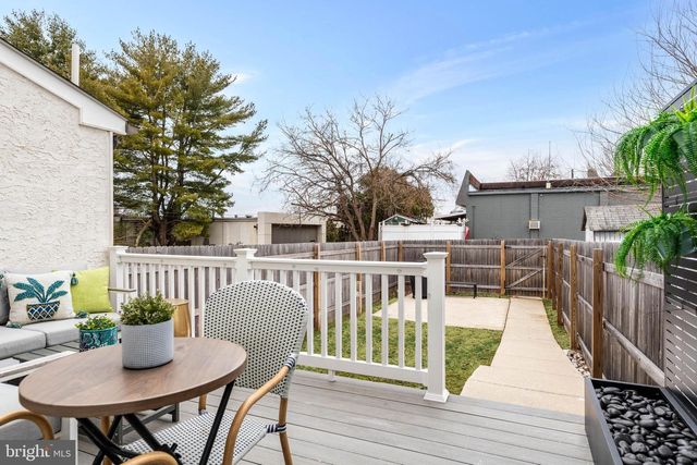 738 HARRY ST, Conshohocken, PA 19428