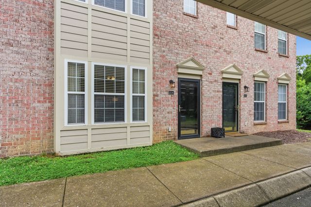 7241 Highway 70 S Apt 214, Nashville, TN 37221
