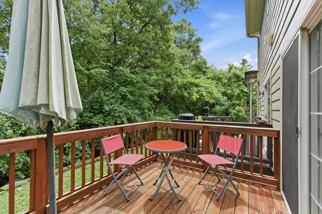 7241 Highway 70 S Apt 214, Nashville, TN 37221
