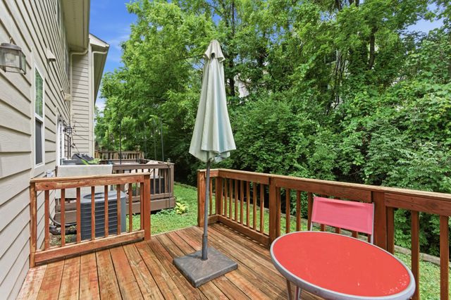 7241 Highway 70 S Apt 214, Nashville, TN 37221