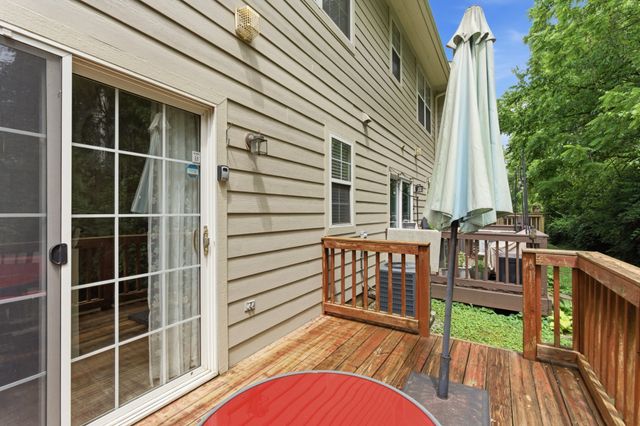 7241 Highway 70 S Apt 214, Nashville, TN 37221