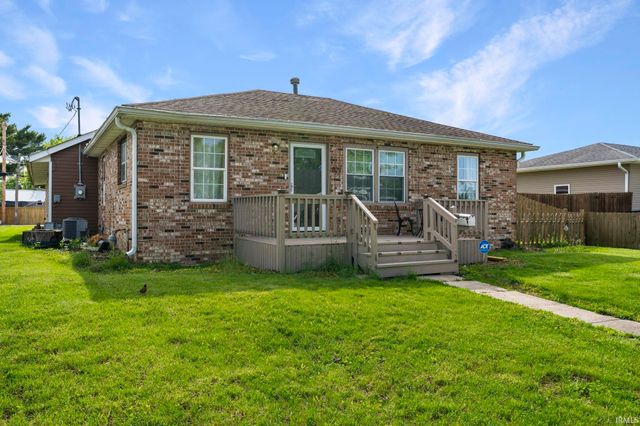 821 N East Street, Tipton, IN 46072