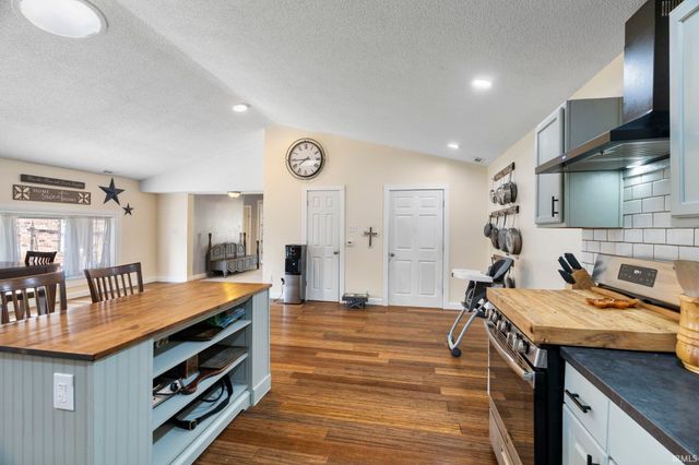821 N East Street, Tipton, IN 46072