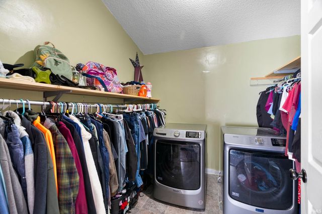 821 N East Street, Tipton, IN 46072