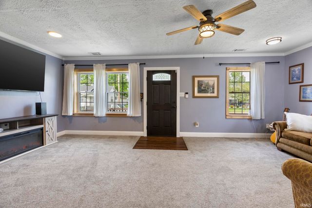 821 N East Street, Tipton, IN 46072