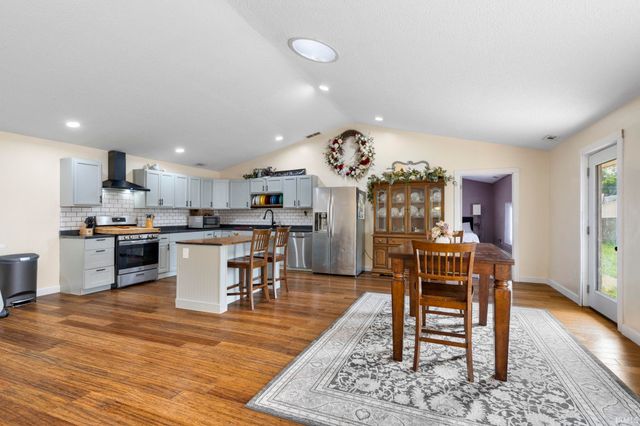 821 N East Street, Tipton, IN 46072