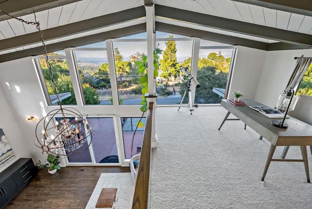 720 Temescal Way, Redwood City, CA 94062
