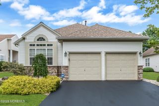 14 Tuscany Circle, Manchester, NJ 08759