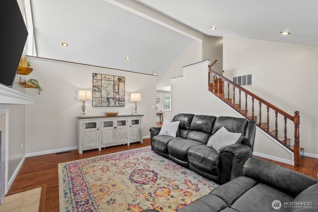 2906 32nd Avenue Ct SE, Puyallup, WA 98374