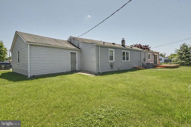 900 GARNET RD, Wilmington, DE 19804