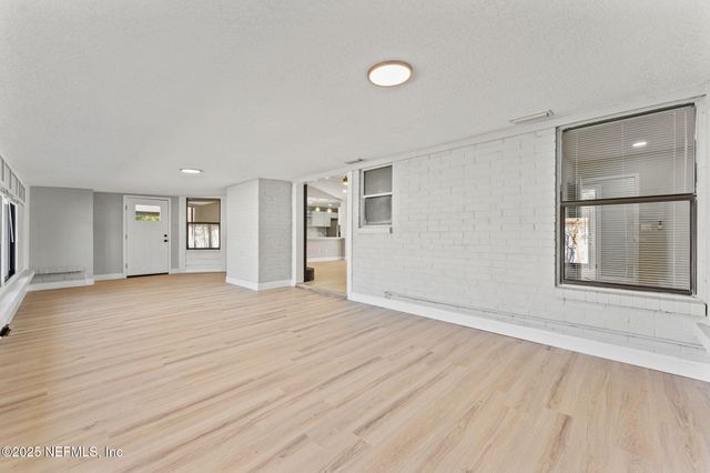 804 LIGHTWOOD Court, Orange Park, FL 32065