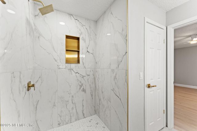 804 LIGHTWOOD Court, Orange Park, FL 32065