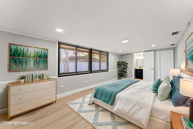 804 LIGHTWOOD Court, Orange Park, FL 32065