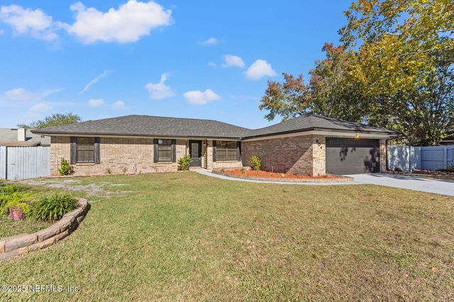 804 LIGHTWOOD Court, Orange Park, FL 32065