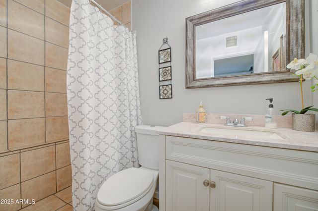 2137 W 1ST Place, Mesa, AZ 85201