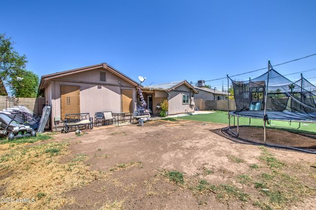 2137 W 1ST Place, Mesa, AZ 85201