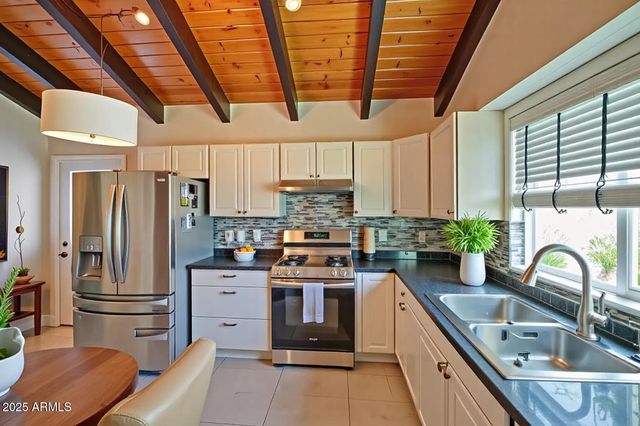 2137 W 1ST Place, Mesa, AZ 85201