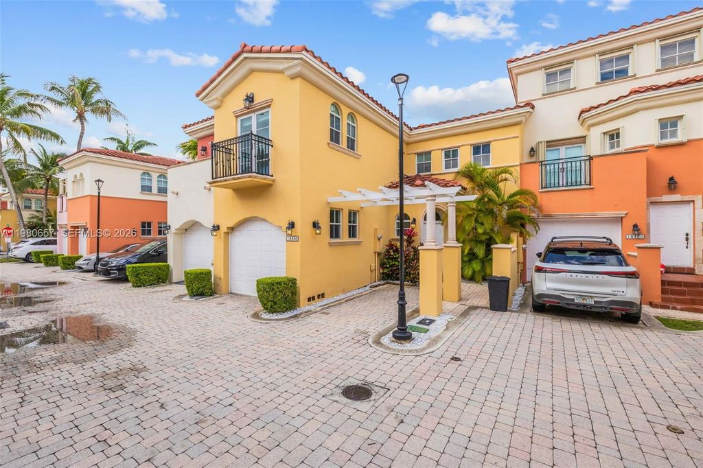 18450 NE 30th Place, Aventura, FL 33160