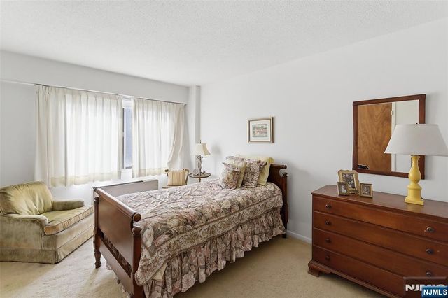 125 Prospect Avenue 5B, Hackensack, NJ 07601