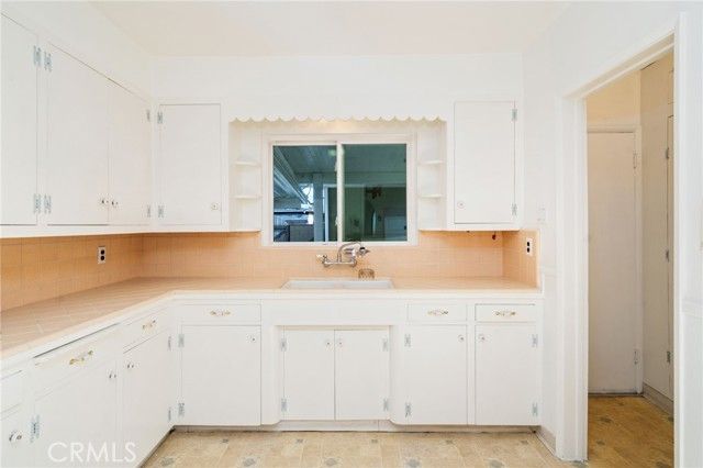 341 E Ellis, Long Beach, CA 90805