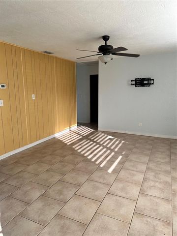 2627 QUEEN PALM DRIVE, Edgewater, FL 32141