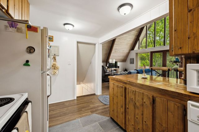 404 Duke Cir, Lancaster, TN 38569