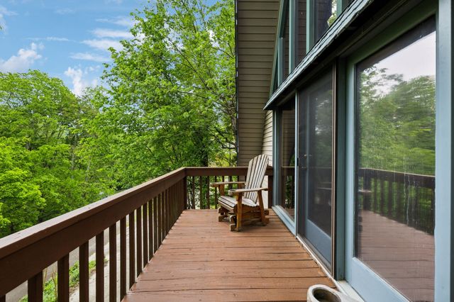 404 Duke Cir, Lancaster, TN 38569