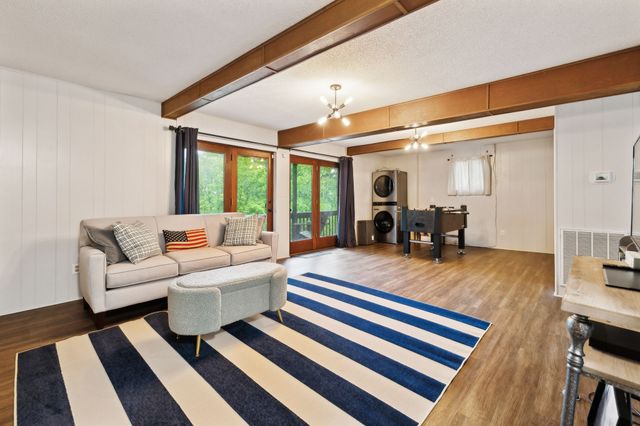 404 Duke Cir, Lancaster, TN 38569