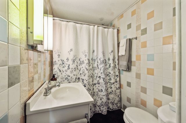 404 Duke Cir, Lancaster, TN 38569