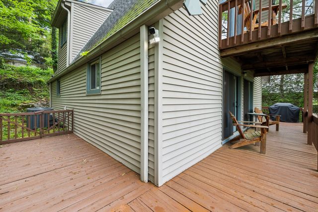 404 Duke Cir, Lancaster, TN 38569