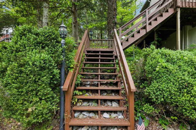 404 Duke Cir, Lancaster, TN 38569