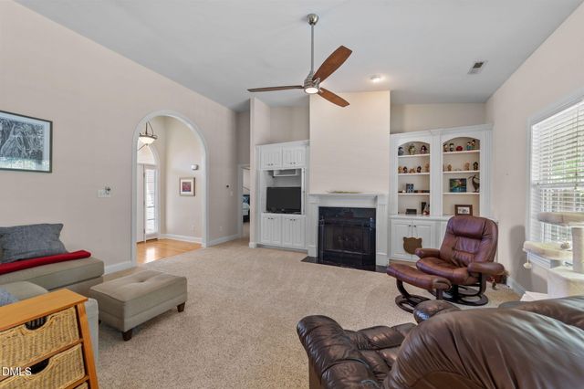 112 Normandy Drive, Clayton, NC 27527