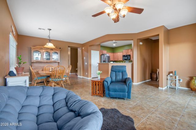 7729 W SPRINGFIELD Way, Florence, AZ 85132