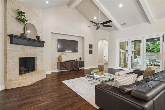 516 Cascade Springs Drive, Southlake, TX 76092